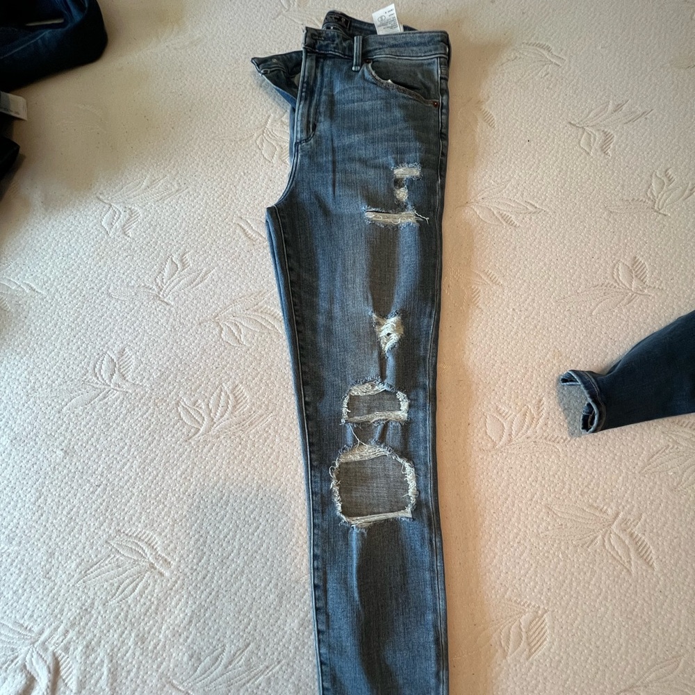 Abercrombie&Fitch Simone high rise super skinny size 8/29